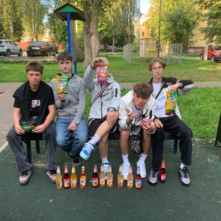 отдыхающие кормят🫢