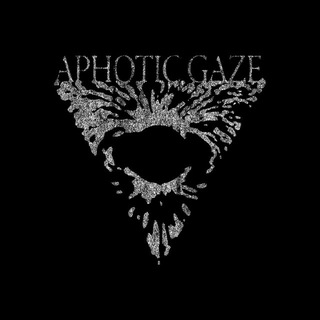 Aphotic Gaze
