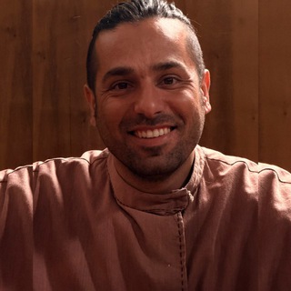 آقا حسين ( طنز سیاسی )
