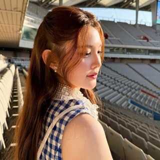 [ hold sfs ] Arcaeina : meet me where our story begins. 💌