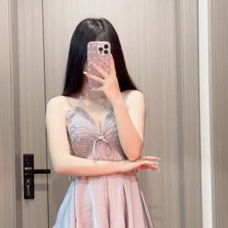 素材套图人设包装