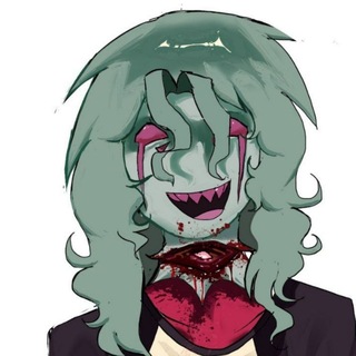 ︎