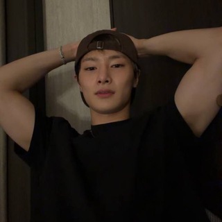 Gray jeongin