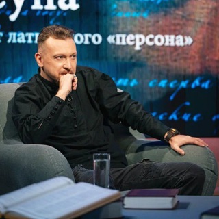 Илья Оленев. Поэт. Музыкант. Волонтёр.