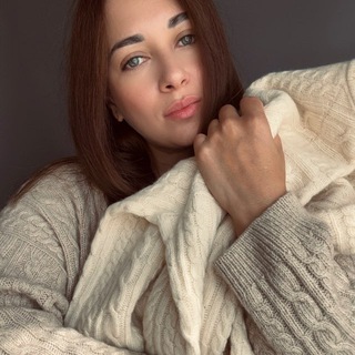 Karina vyazhet
