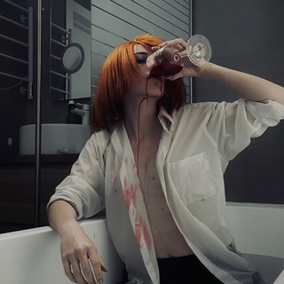 𝐺𝑦𝑝𝑠𝑦 𝑅𝑜𝑠𝑒 𝐿𝑒𝑒