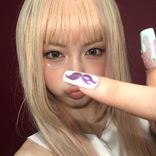 Who is KiiiKiii?🦄