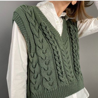 Аватар канала 🧶МОДНОЕ ВЯЗАНИЕ НА ЗАКАЗ 🧶 @knit_moda