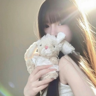 骚货小妹妹多种道具轮流裸聊～菲菲裸聊馆