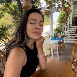 Лена Интра