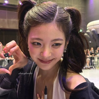 𝘓𝘪𝘢 𝘪𝘯 𝘮𝘺 𝘩𝘦𝘢𝘳𝘵