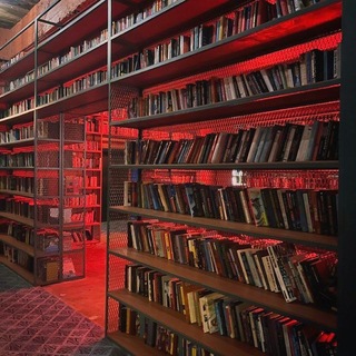 Аватар канала >Биҕлиотᴇкᴀ “Эᴄᴋᴀᴨизʍ” @library_eskapism