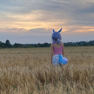 голодная Л*кси.