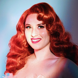 Margot Mae Hunt Burlesque
