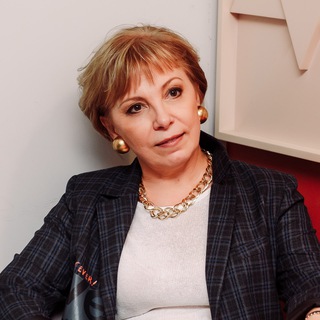 Елена Чумакова. Психотерапевт