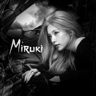 мируки печатает...