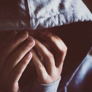 عبارات للتصميم - عبارات مترجمة - خواطر - اقتباسات - حكم - مسجات - قصيد - خواطر - غزل - مقاطع - خلفيات ، 💔 !