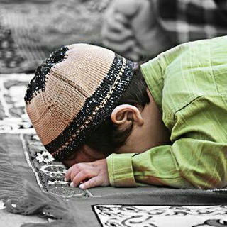 يارب وفقنـي فـي حياتـي🌸