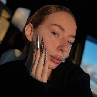 Nails_linafora