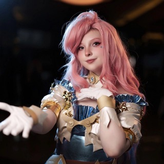 Pearlish_frog.cosplay