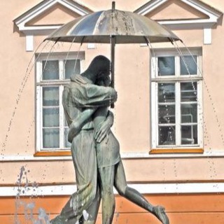 Аватар канала Как поцеловать девушку, чтобы не обиделась? @sexedcounselling