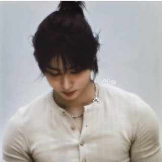 Strawberry for Jisung’s boobs | SFJB