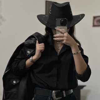𝑳𝑰𝑮𝑯𝑻𝑵𝑰𝑵𝑮"