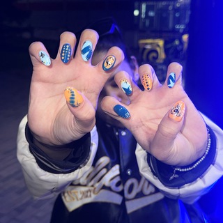 vally vally nails