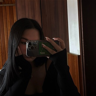 V.