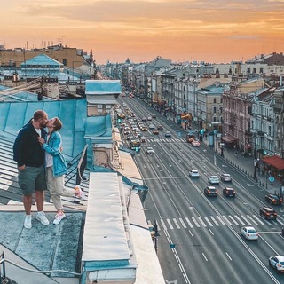Экскурсии по крышам и парадным @walksontheroofs
