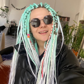 Аватар канала ॐ Znakoma.dreads |КУДРИ ДРЕДЫ КОСЫ БРЕЙДЫ ЛУЛА ПЕРЬЯ ЗАПЛЕСТИ МОСКВА @znakomadreads